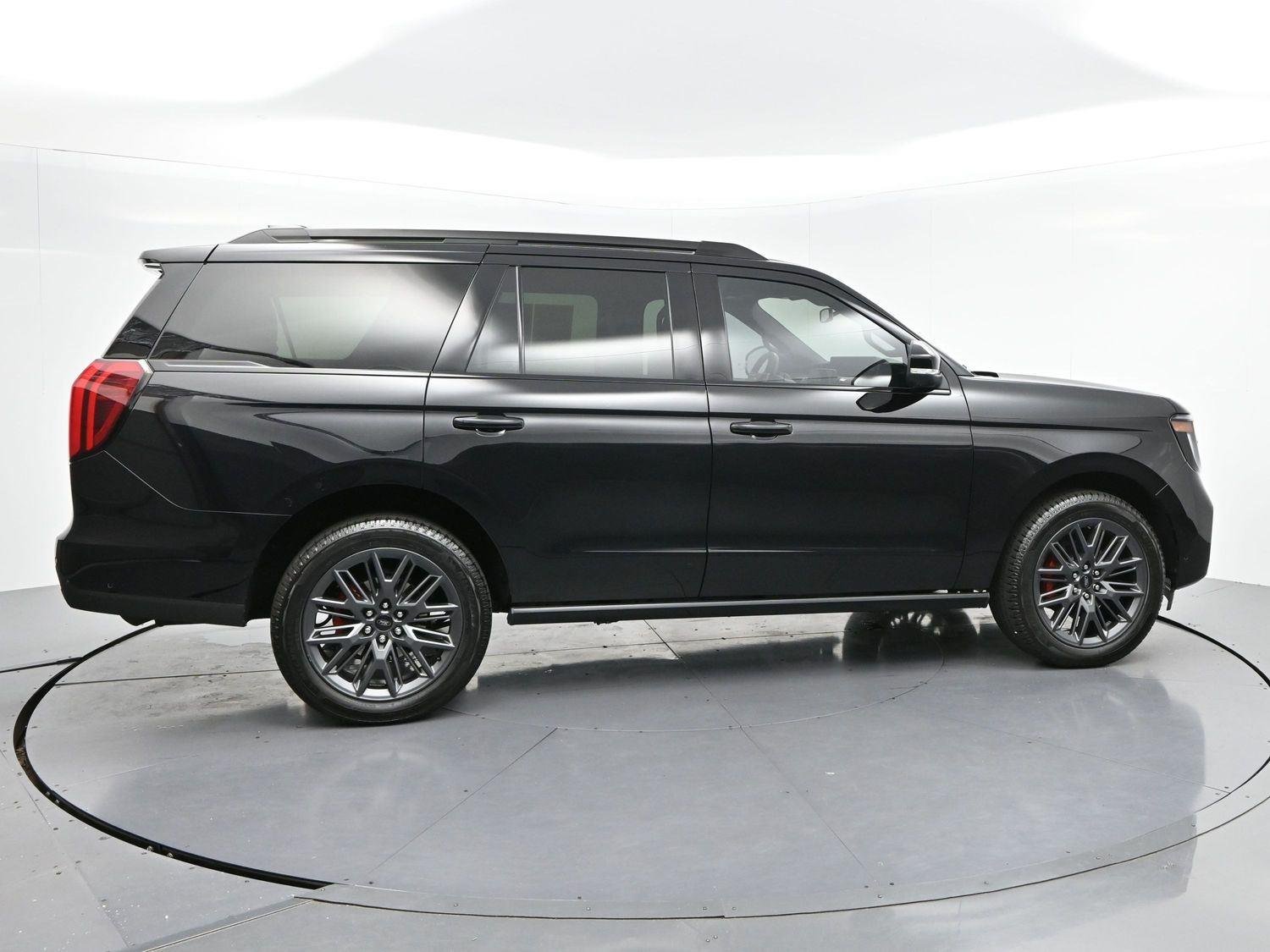 Used 2025 Agate Black Ford Platinum image 8