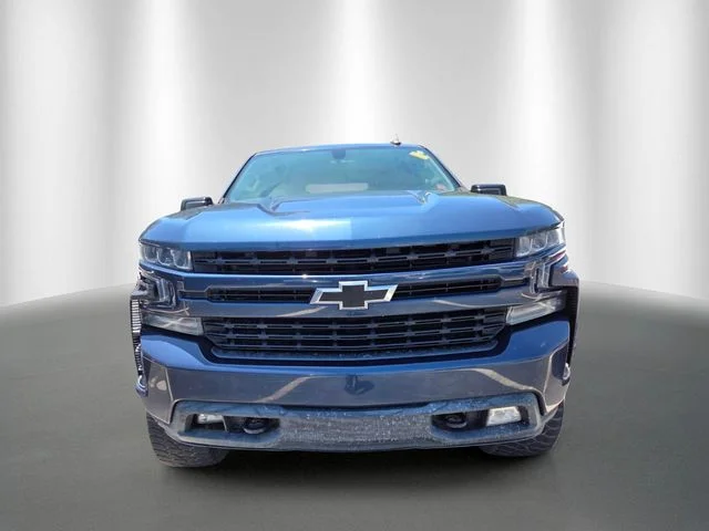 Used 2019 Blue Metallic Chevrolet RST image 6