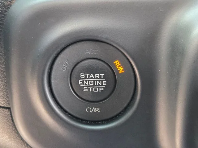 Used 2022 Black Jeep Unlimited Sport Altitude image 23