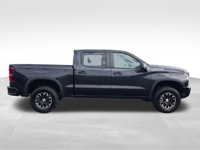 Used 2023 Gray Chevrolet ZR2 image 9
