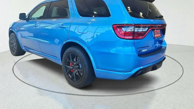 New 2027 B5 Blue Exterior Paint Dodge SRT Hellcat Jailbreak image 7