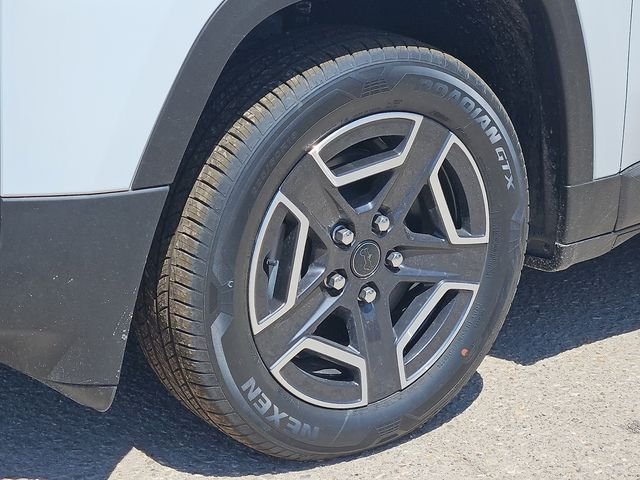 New 2026 Bright White Clearcoat Jeep Laredo image 4