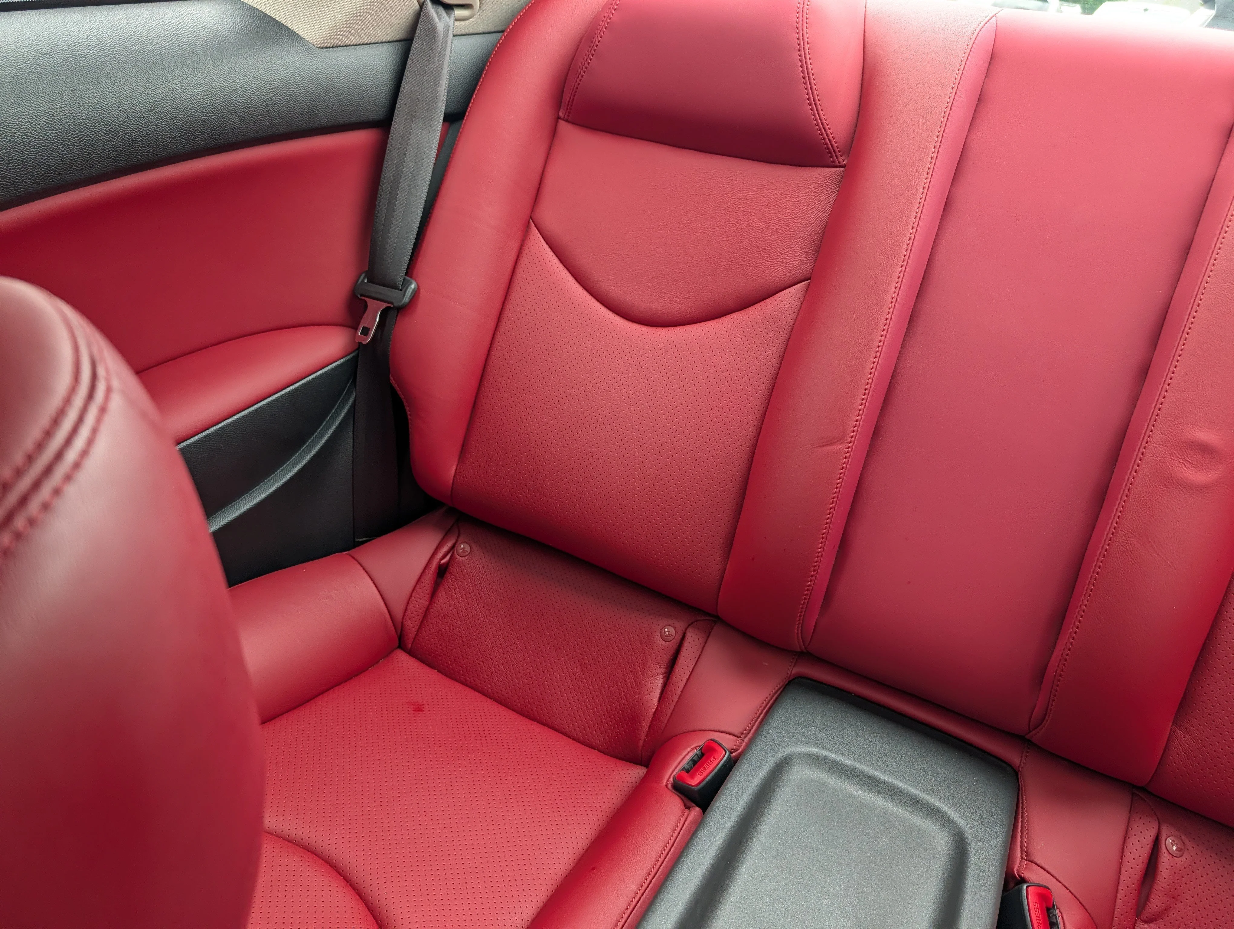 Used 2011 Malbec Black INFINITI IPL image 12
