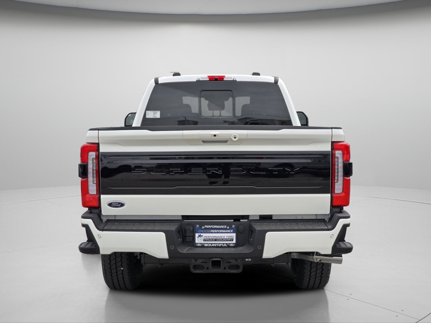 New 2026 Star White Metallic Tri-Coat Ford Platinum image 27
