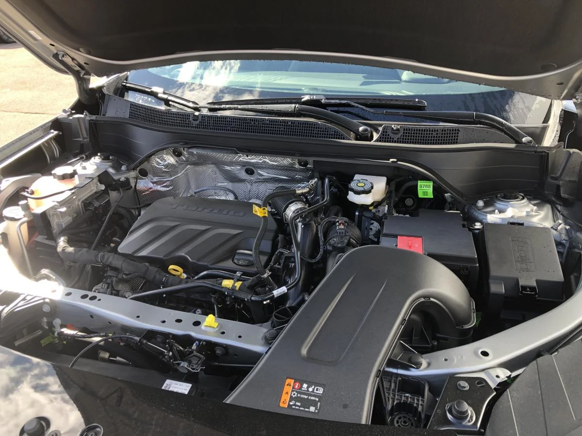 New 2026 Grey Chevrolet Fwd 4dr Activ image 20