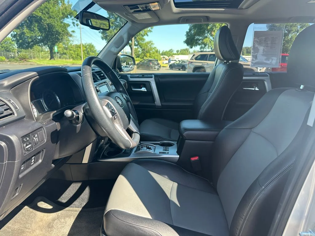 Used 2017 Silver Toyota SR5 Premium image 13