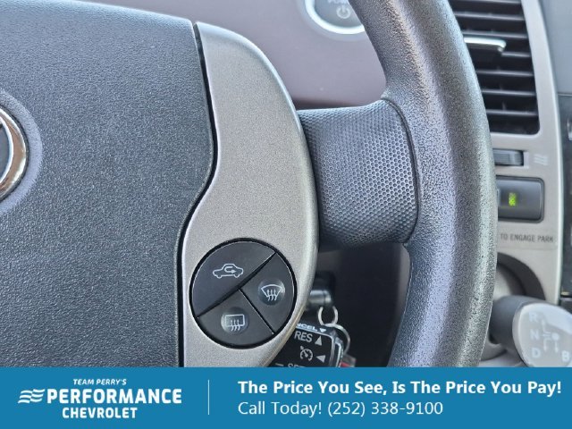 Used 2005 Silver Toyota Base image 15