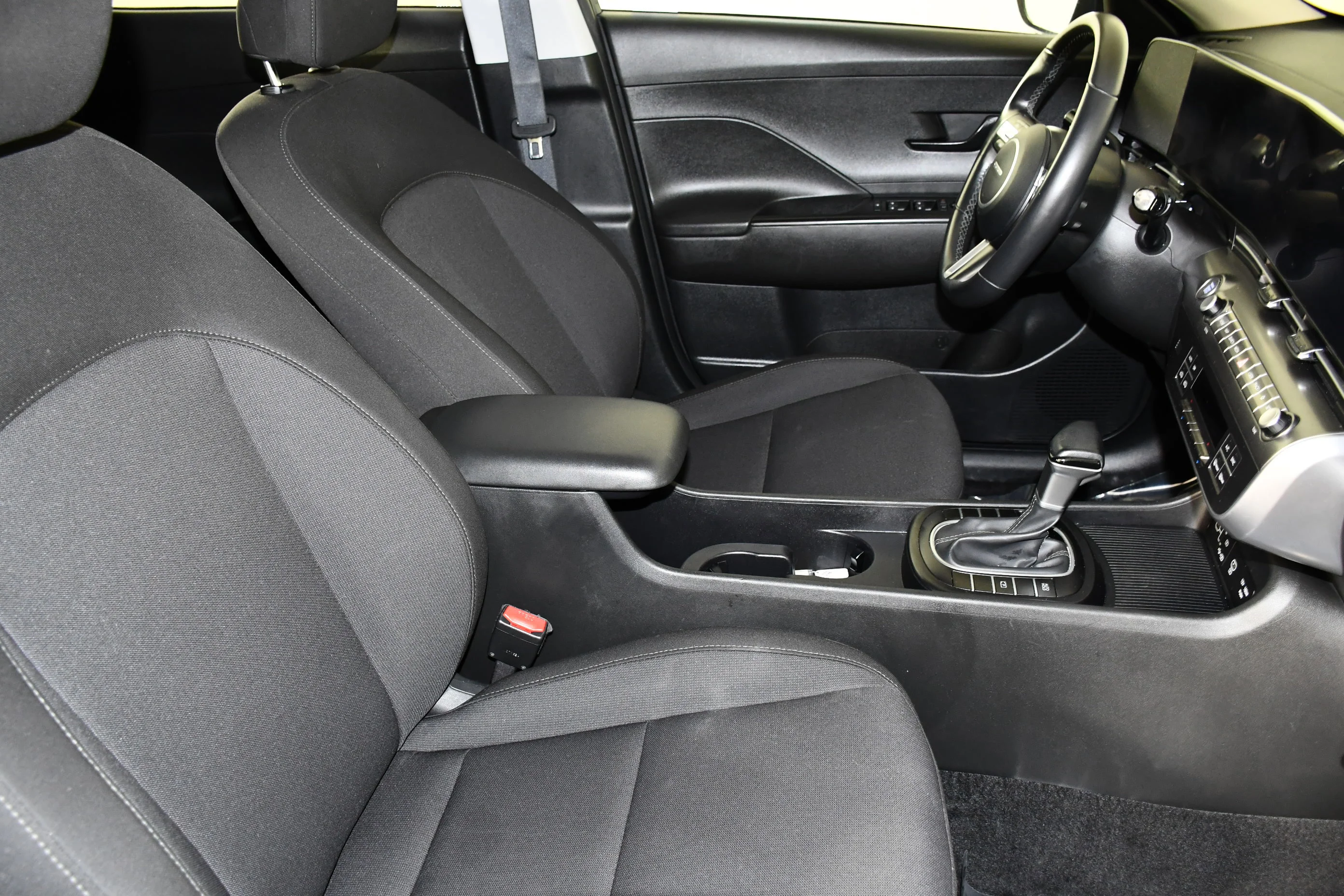 Used 2025 Denim Blue Hyundai SEL image 41