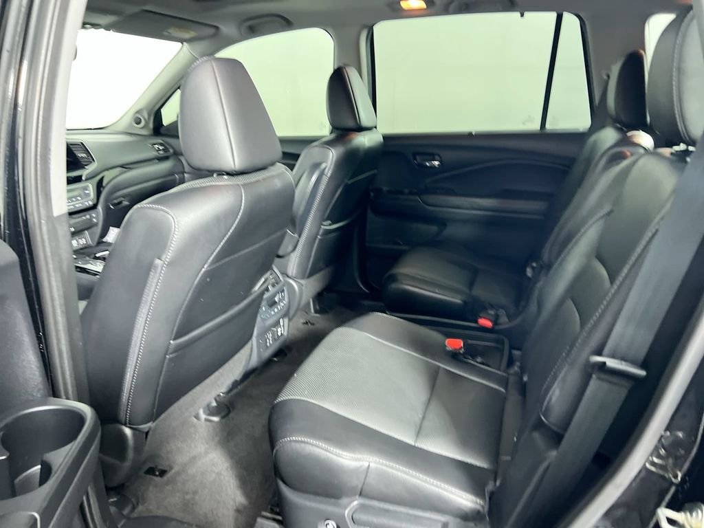 Used 2019 Black Honda Elite image 26