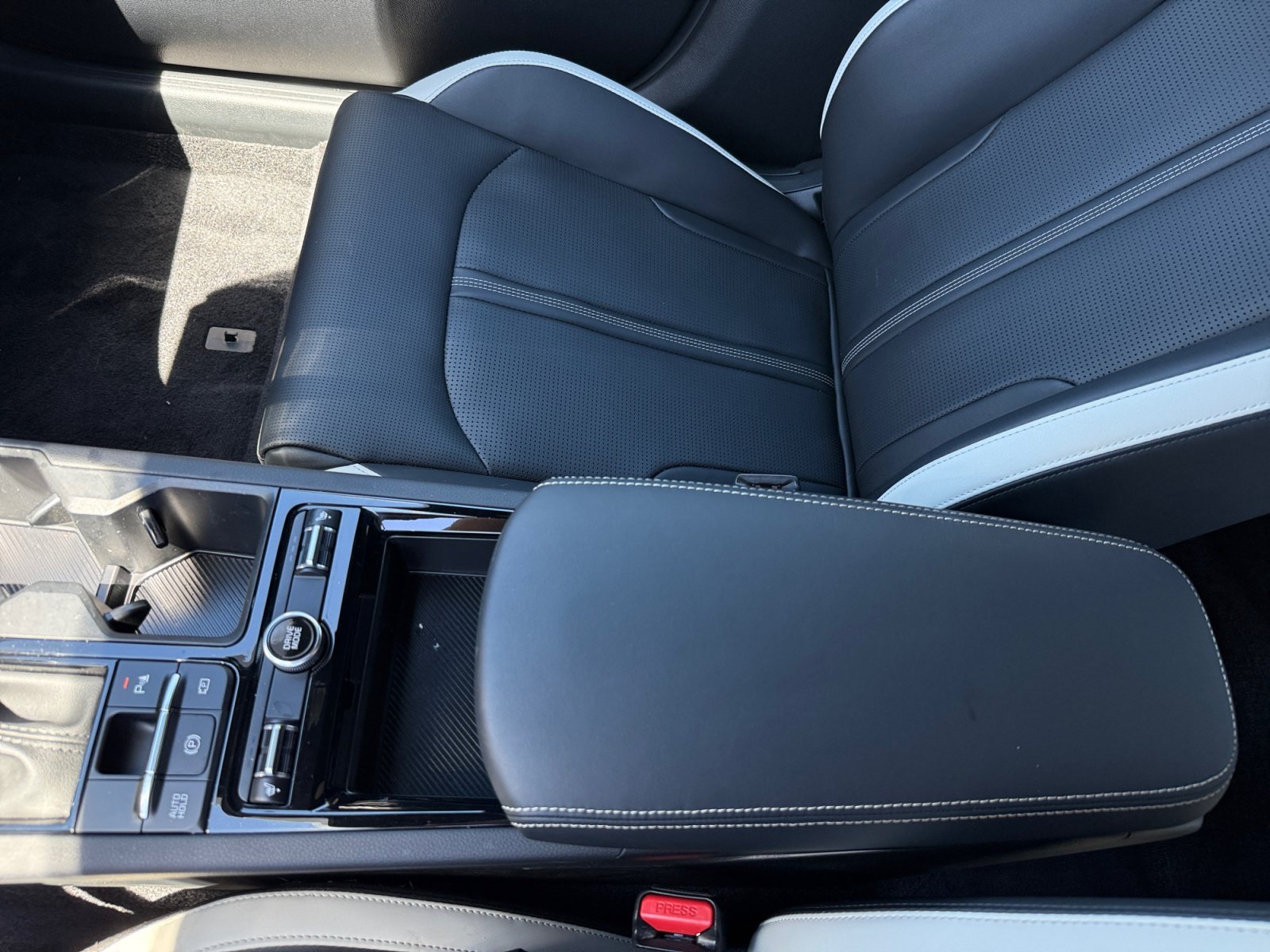 Certified Used 2025 Gray Kia GT-Line image 14
