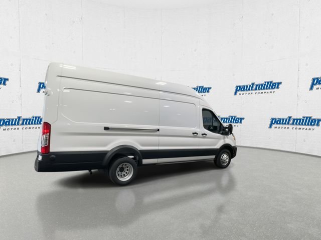 New 2026 Oxford White Ford Cargo Van image 13
