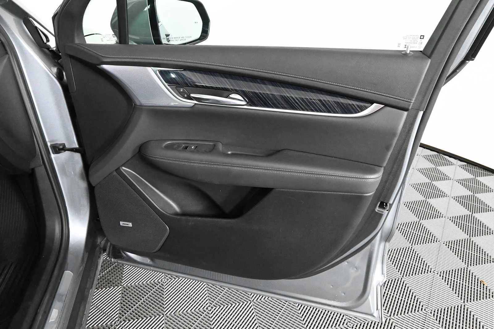 Used 2024 Argent Silver Metallic Cadillac FWD Premium Luxury image 15