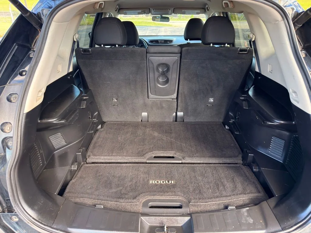 Used 2018 Black Nissan SV image 28