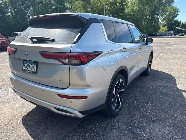 Certified 2022 Mitsubishi Outlander SE with VIN JA4J4UA81NZ048852 for sale in White Bear Lake, Minnesota