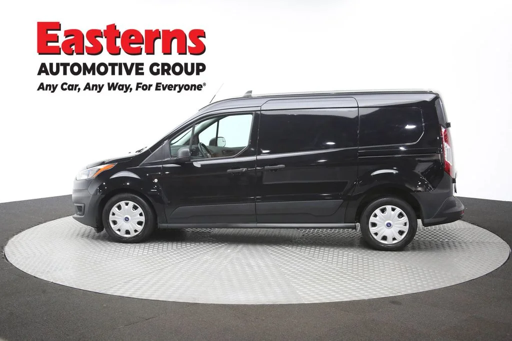 Used 2022 Black Ford XL image 57