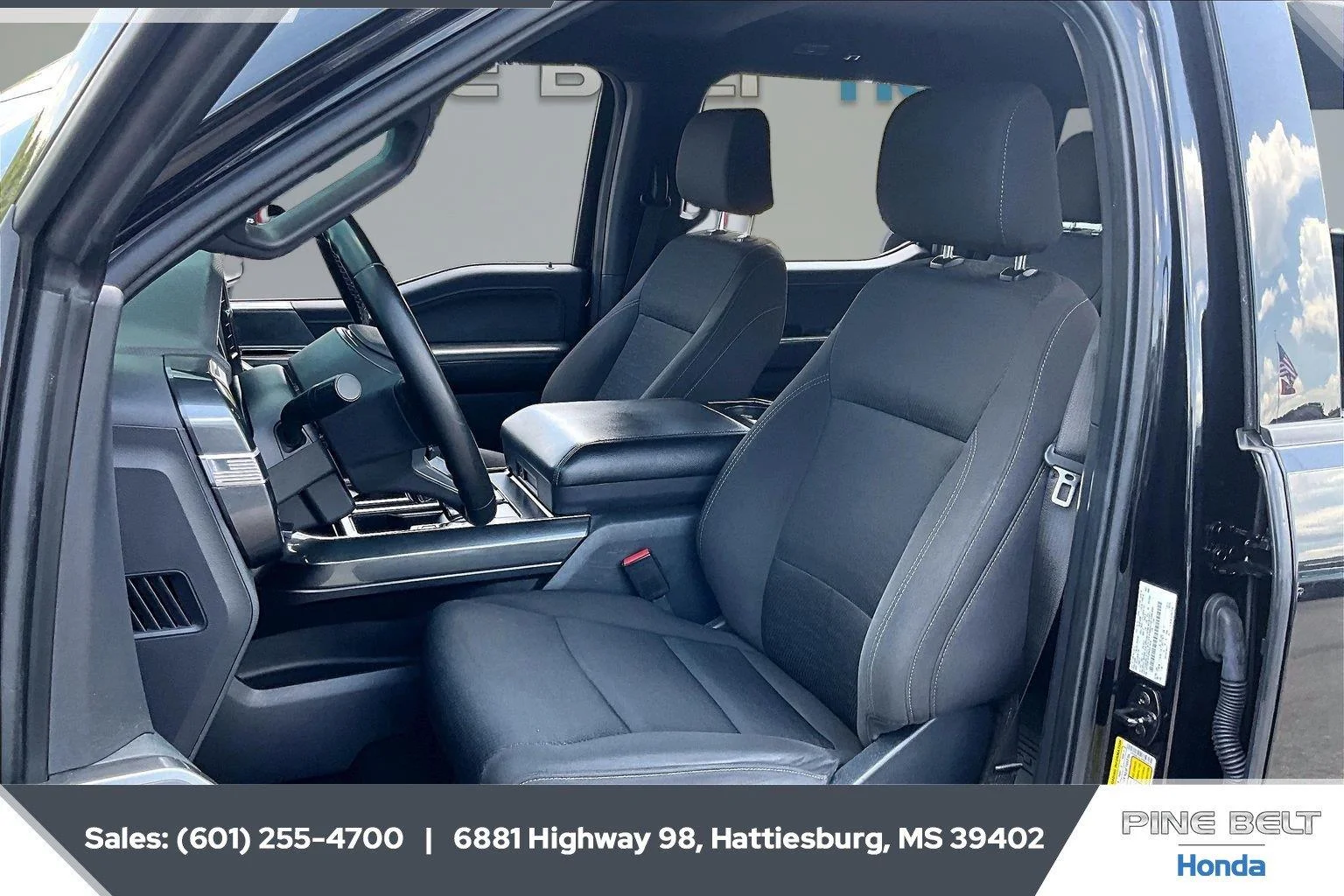 Used 2023 Agate Black Ford XLT image 18