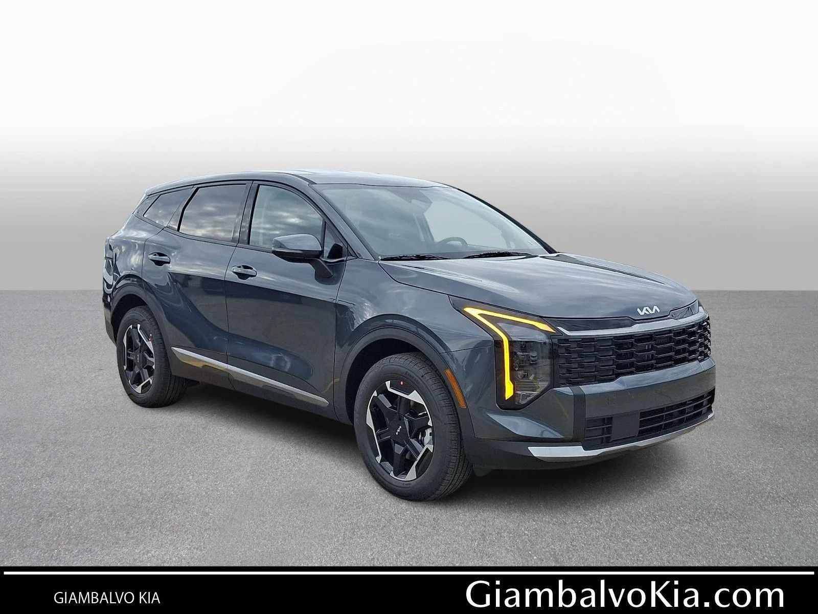 New 2027 Gray Kia S image 1