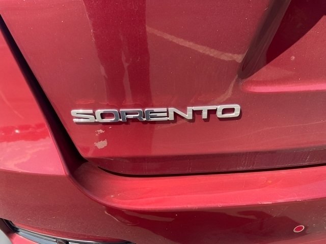 Used 2020 Passion Red Kia EX V6 image 9