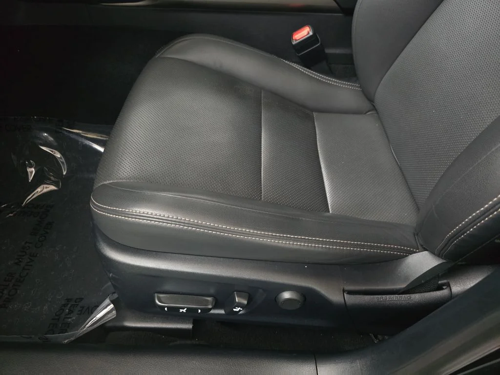 Used 2015 Obsidian Lexus 250 image 29