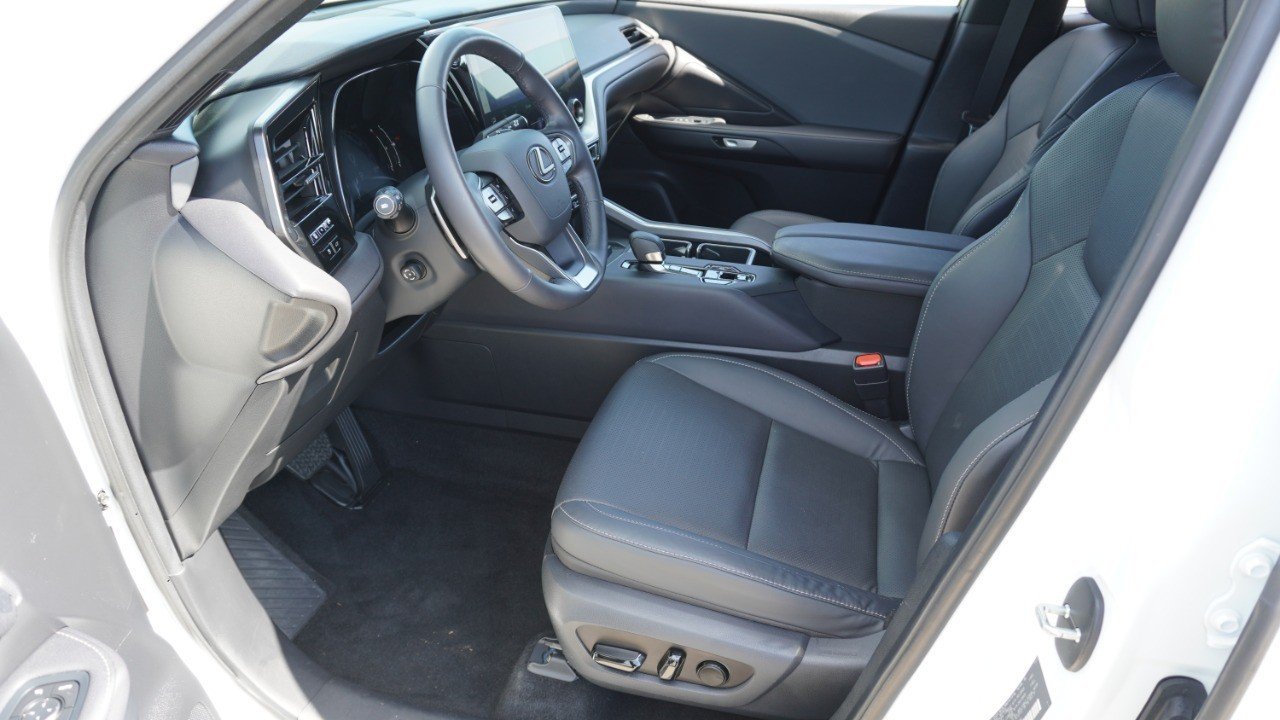Certified Used 2024 White Lexus TX 350 image 13