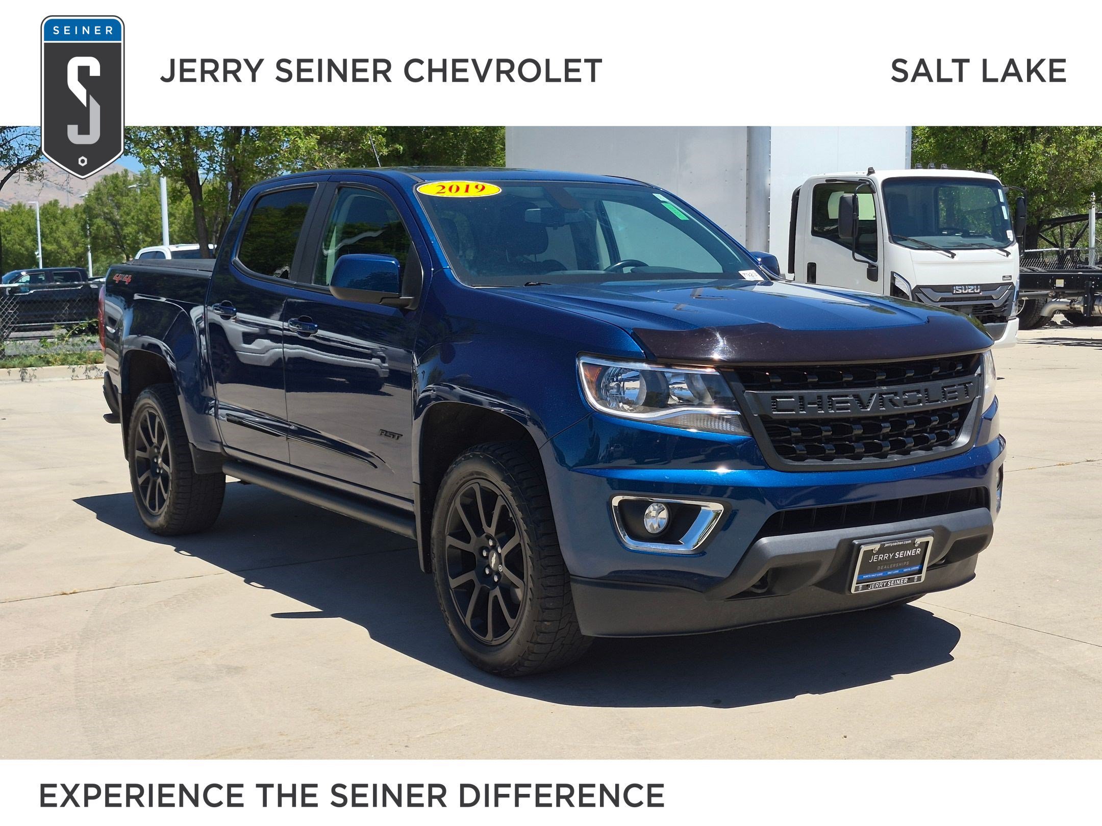 Used 2019 Pacific Blue Metallic Chevrolet 4WD LT image 1
