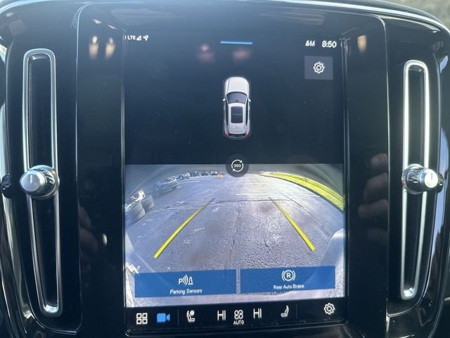 2023 Volvo XC40 Plus - Photo 27