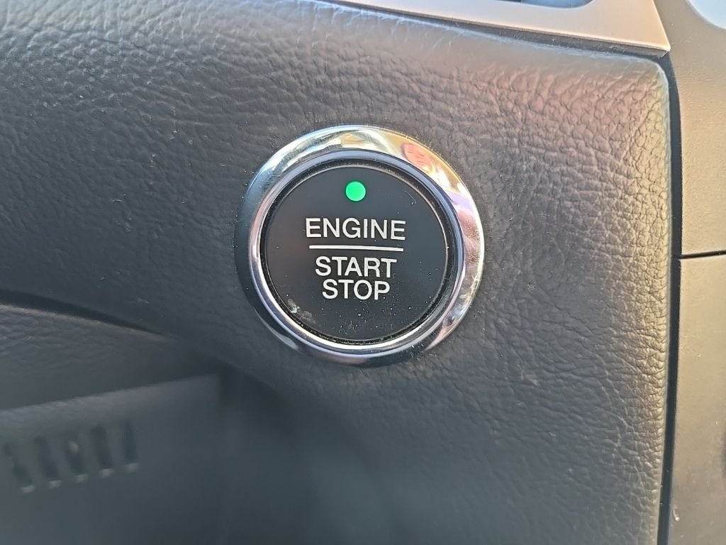 Used 2019 Blue Ford SEL image 51