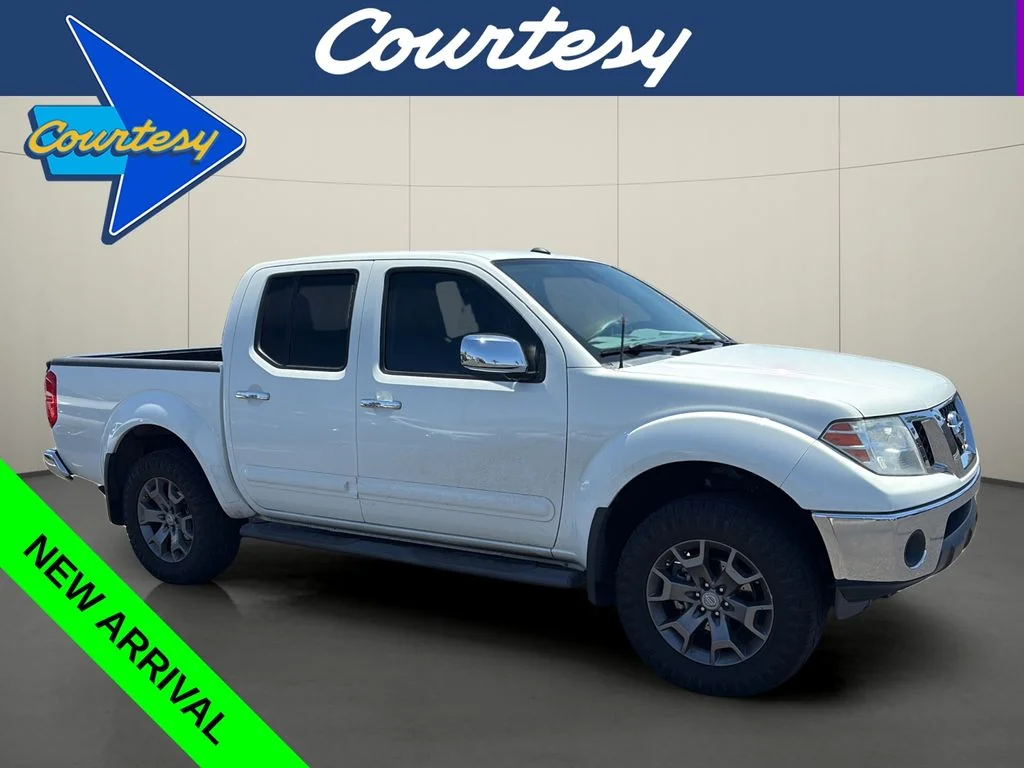 2019 Nissan Frontier 4.0 SL Crew Cab 4X4 AT SWB's photo