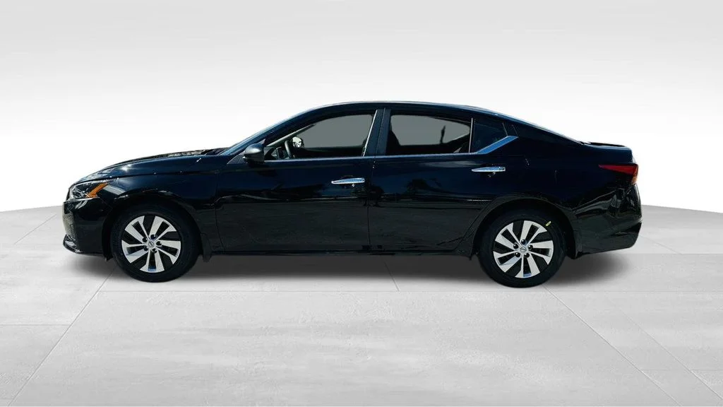 Certified Used 2025 Black Nissan 2.5 S image 4