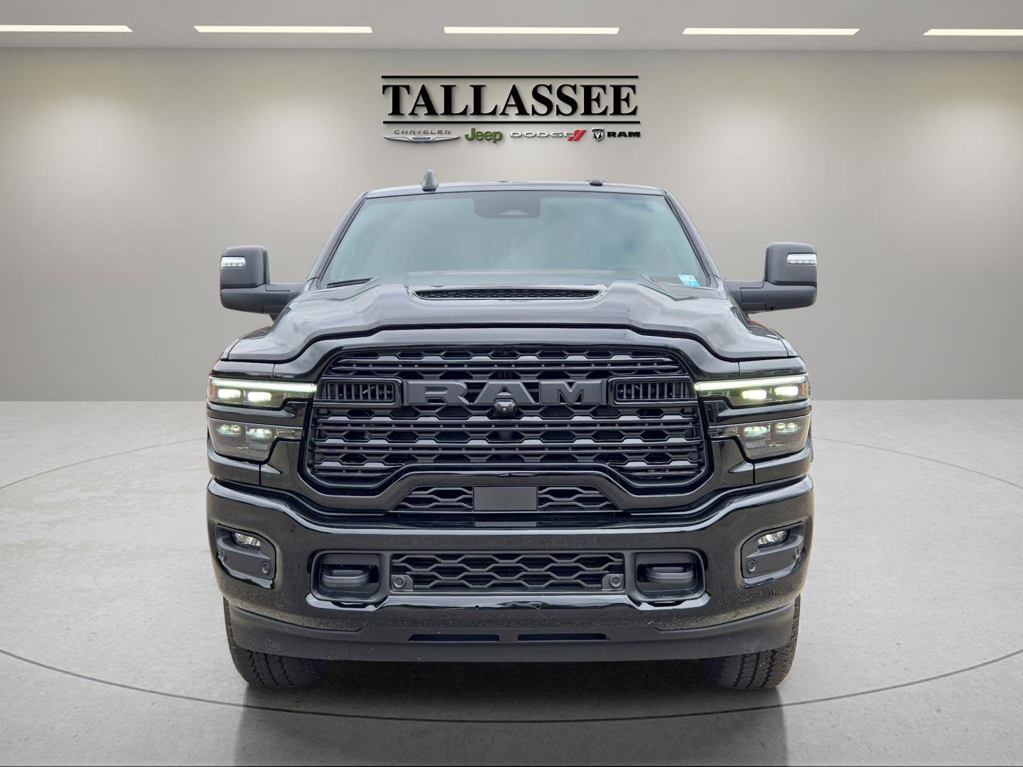New 2026 Diamond Black Crystal Pearlcoat Ram Limited image 2