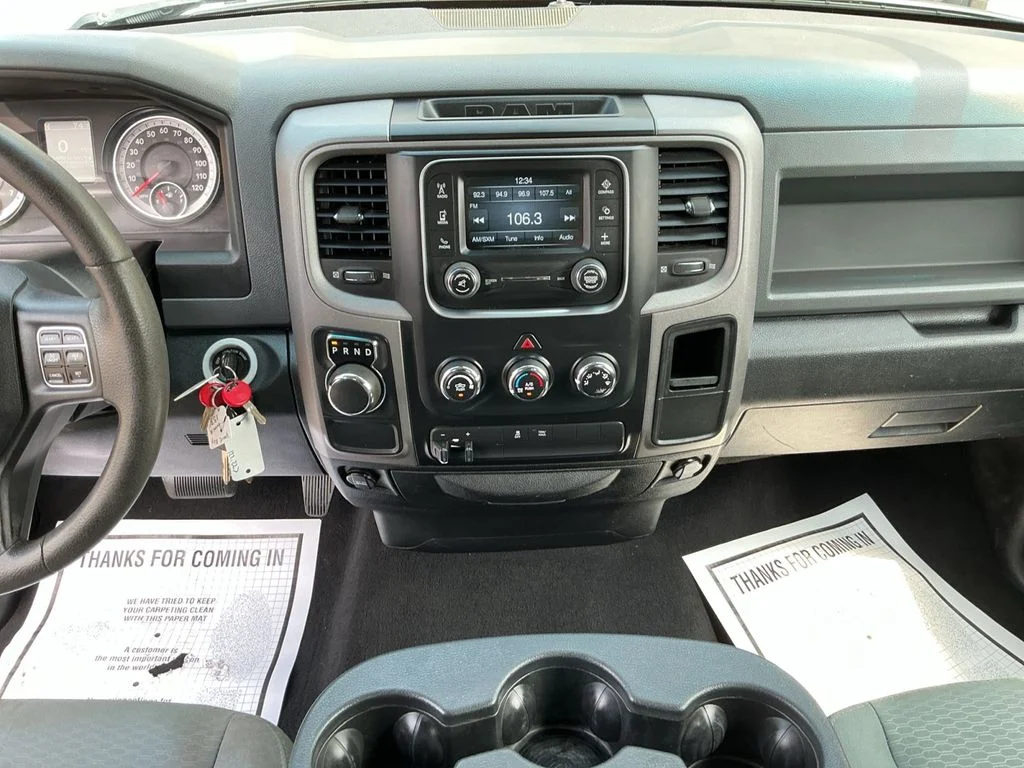 Used 2015 White Ram Tradesman image 20