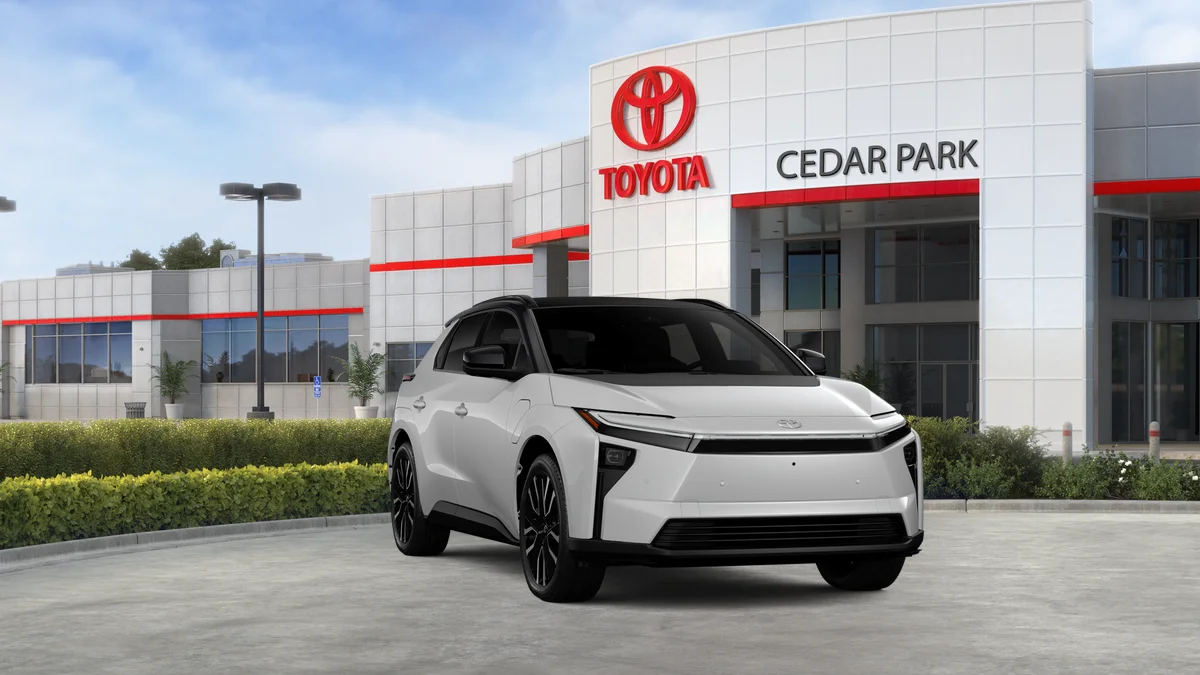New 2026 Wind Chill Pearl with Midnight Black Metallic roof Toyota Limited image 70