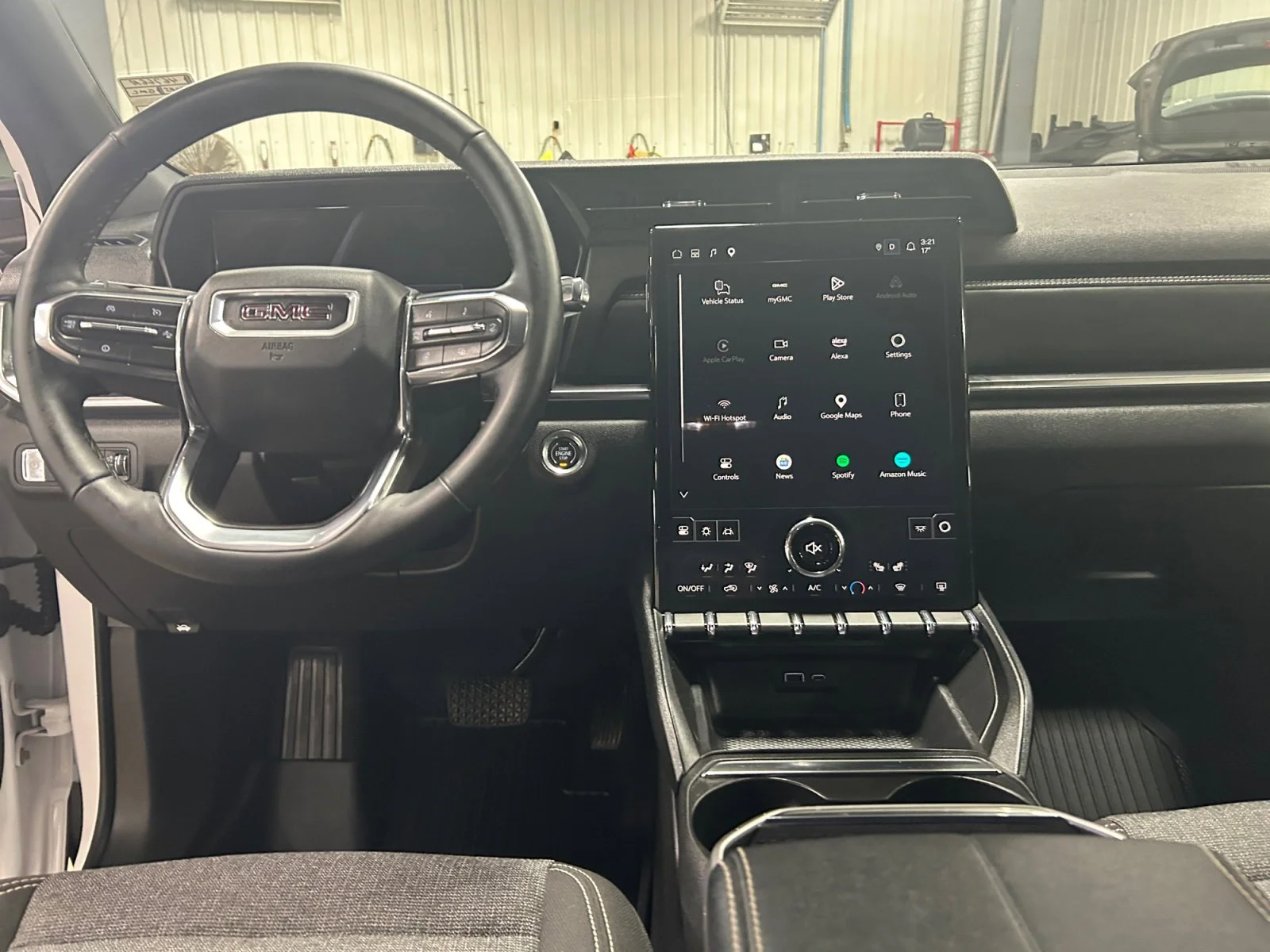 Used 2025 White GMC AWD Elevation image 18