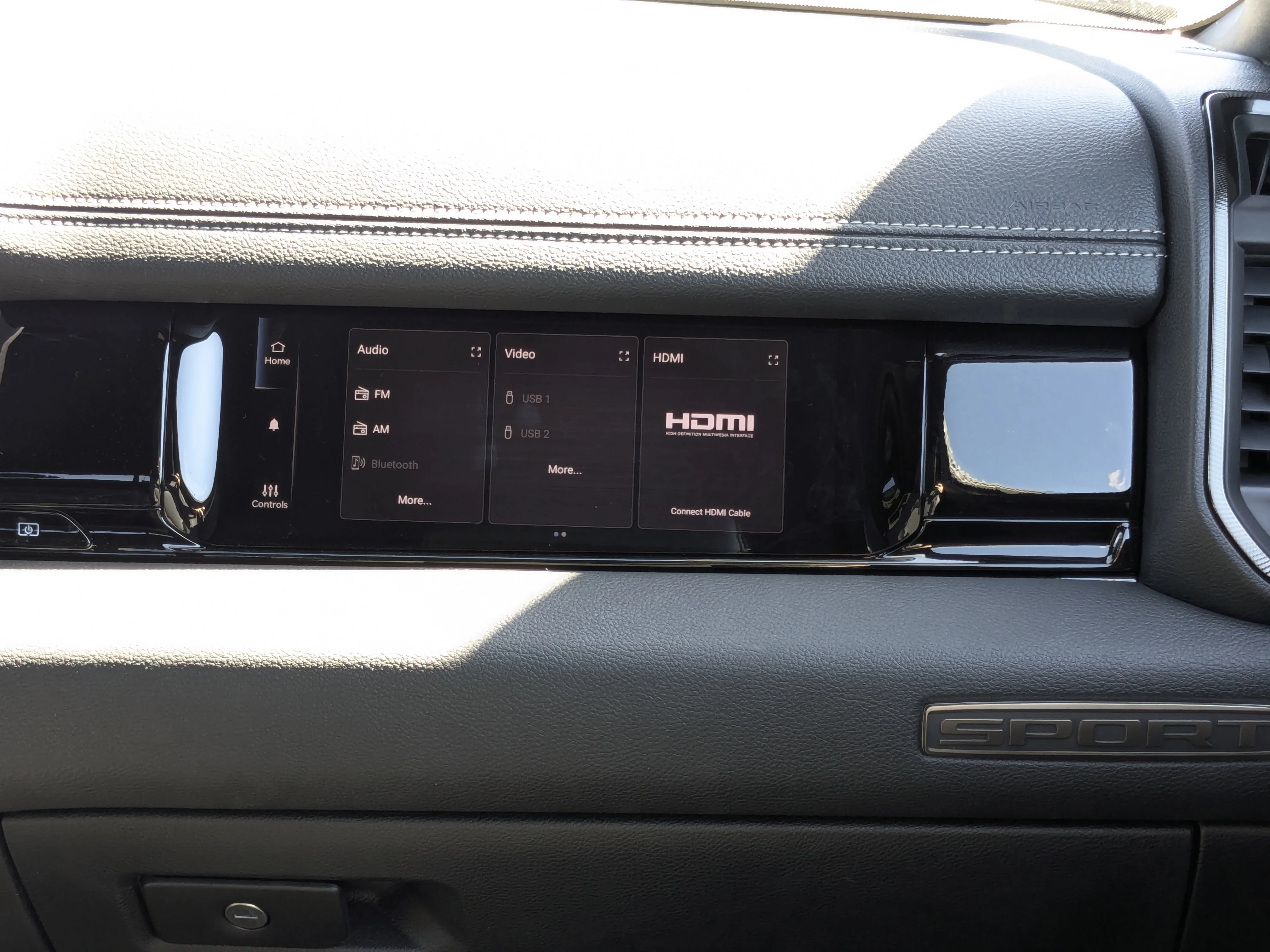 New 2026 Grey RAM Sport - Bed Utility Grp - Power Tailgate - 14.4 Display - Pano Sunroof & Tons More! image 23