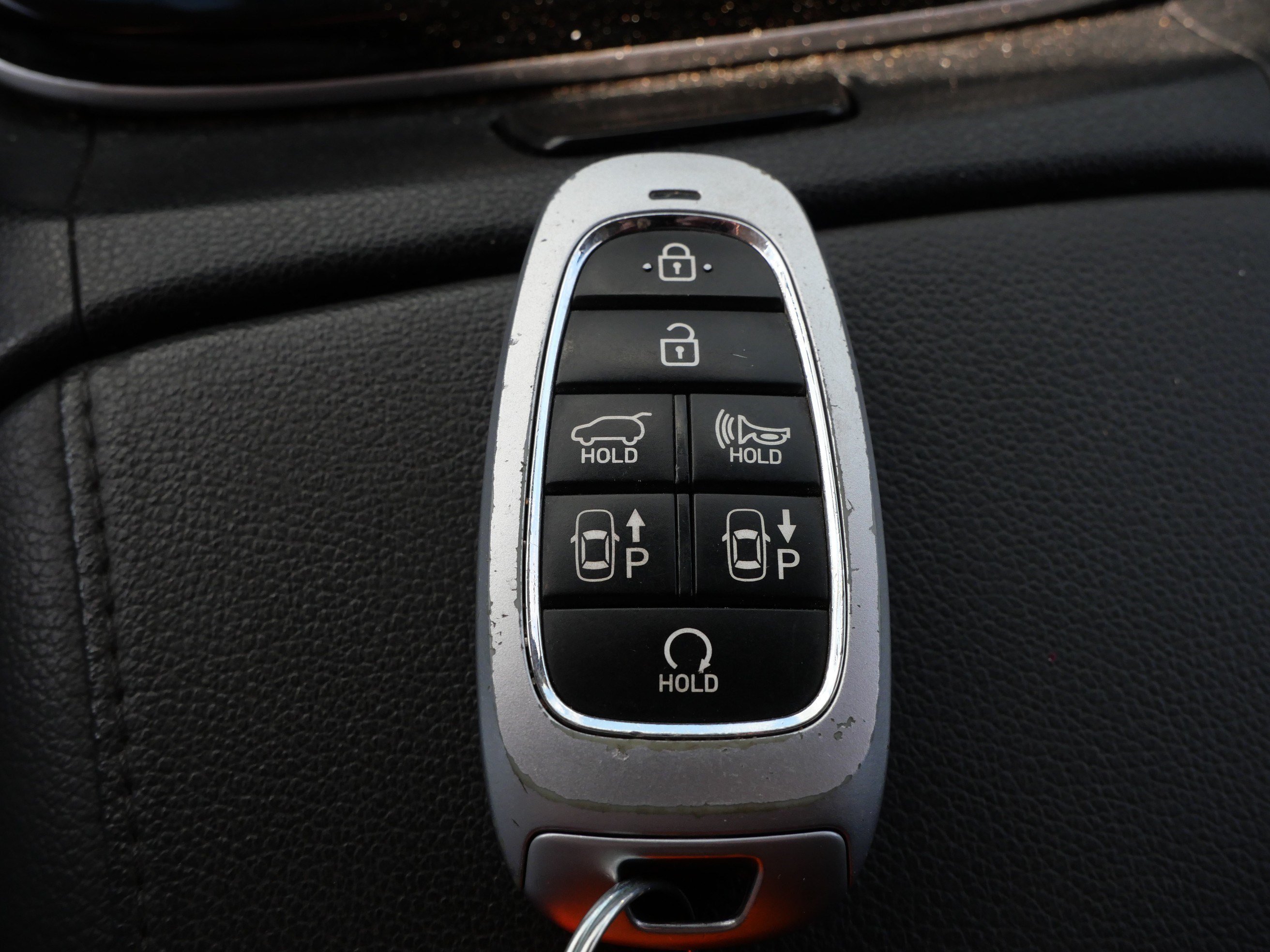 Used 2023 Intense Blue Hyundai Limited image 29
