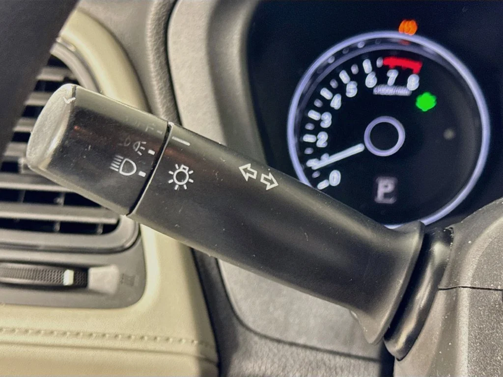 Used 2016 Blue Honda LX image 12