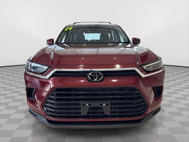 Certified Used 2024 RUBY FLARE PEARL Toyota  image 9