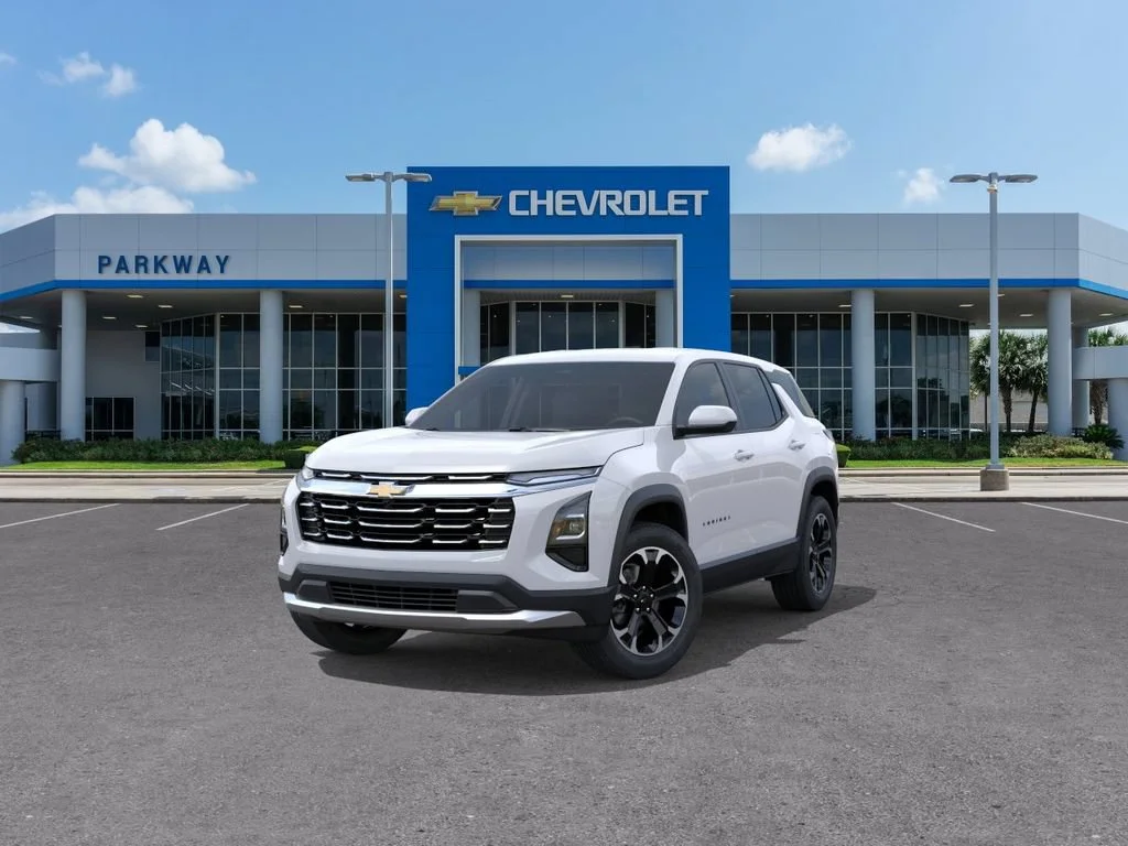 2027 Chevrolet Equinox LT - Photo 8