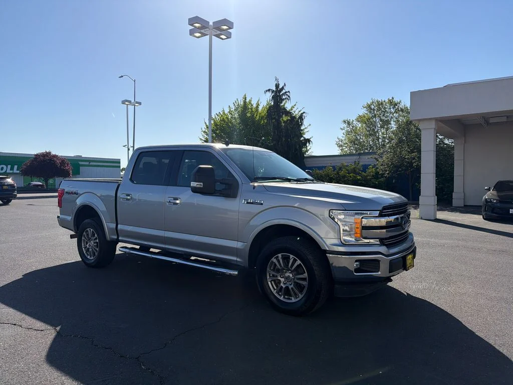 Used 2020 Silver Ford Lariat image 18