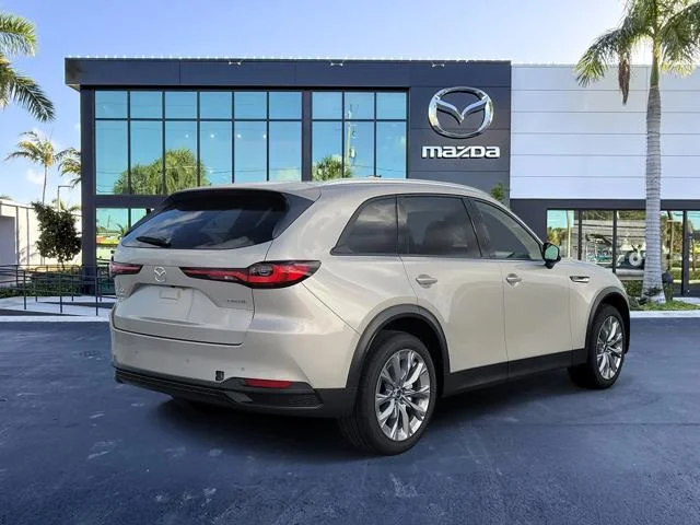 New 2026 Platinum Quartz Metallic Mazda 3.3 Turbo Premium Plus AWD image 4