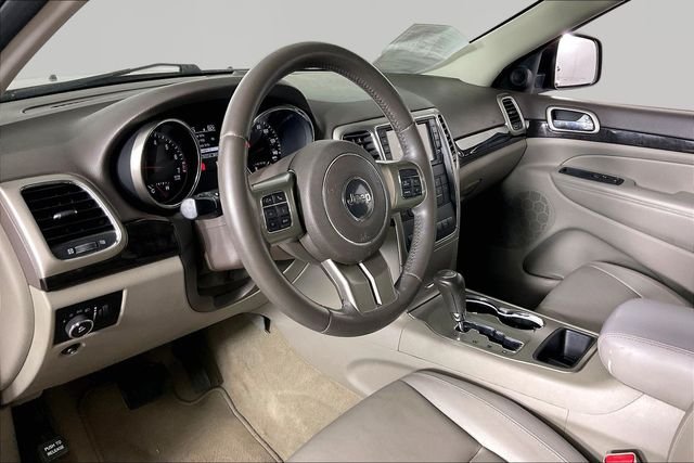 Used 2012 Red Jeep Laredo image 12