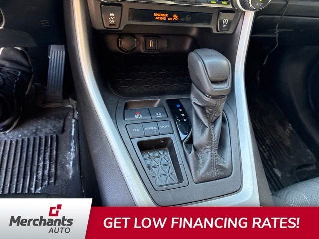 Used 2022 Red Toyota XLE image 14
