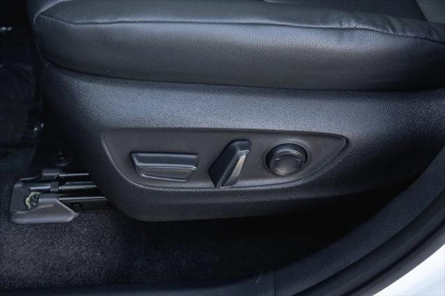 Certified Used 2026 WIND CHILL PEARL Toyota  image 12