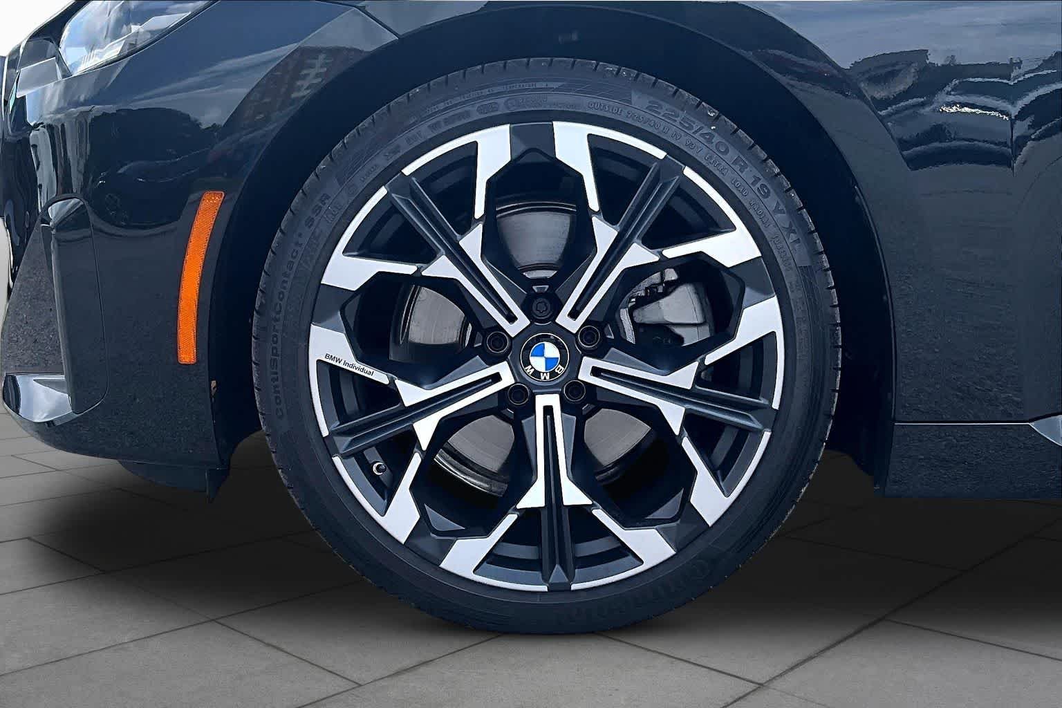 2025 BMW 2 Series 230i - Photo 10