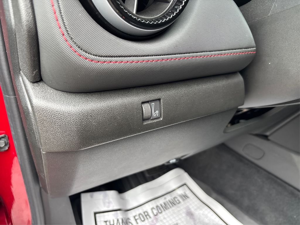 Used 2023 Red Chevrolet Z71 image 36