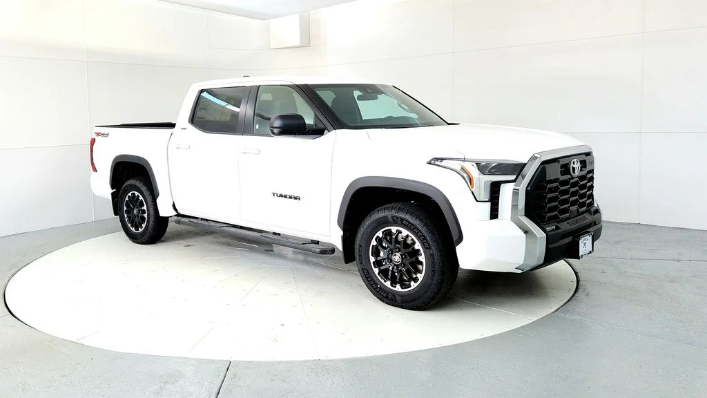 New 2026 Ice Cap Toyota SR5 image 7