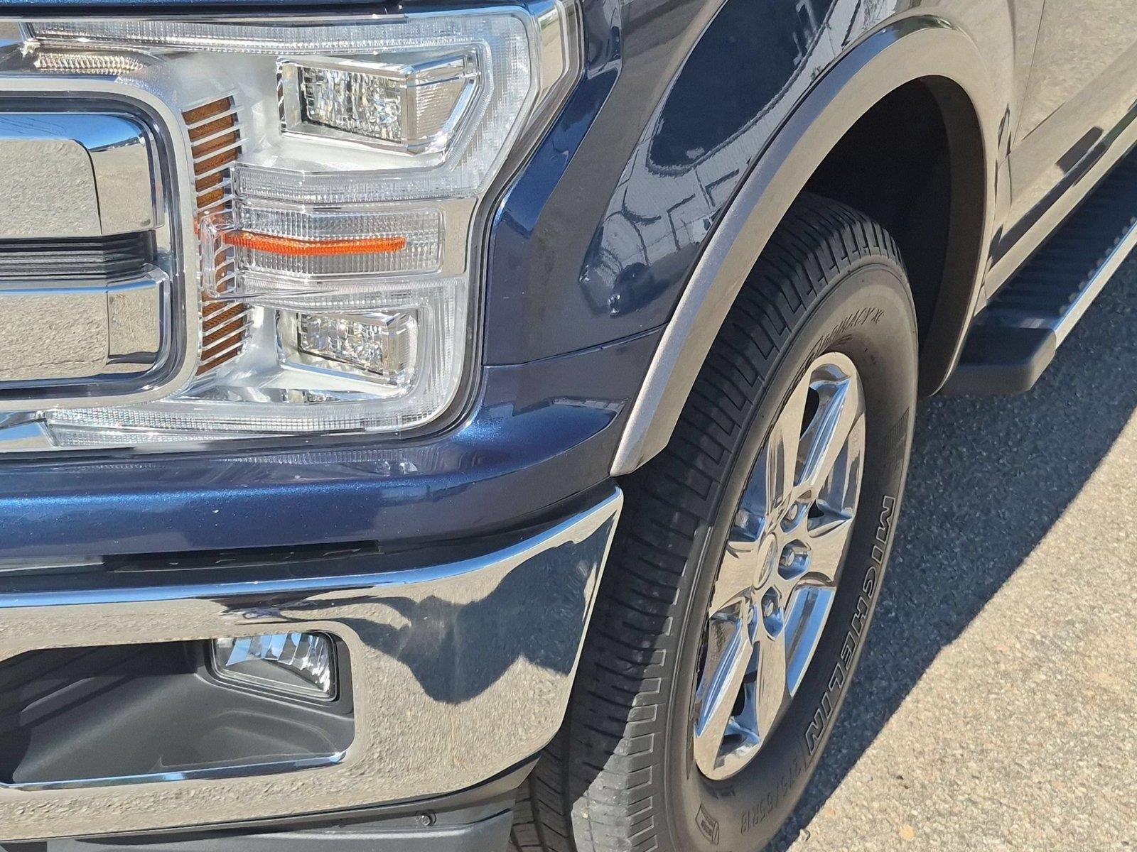 Used 2018 Blue Jeans Metallic Ford LARIAT image 8