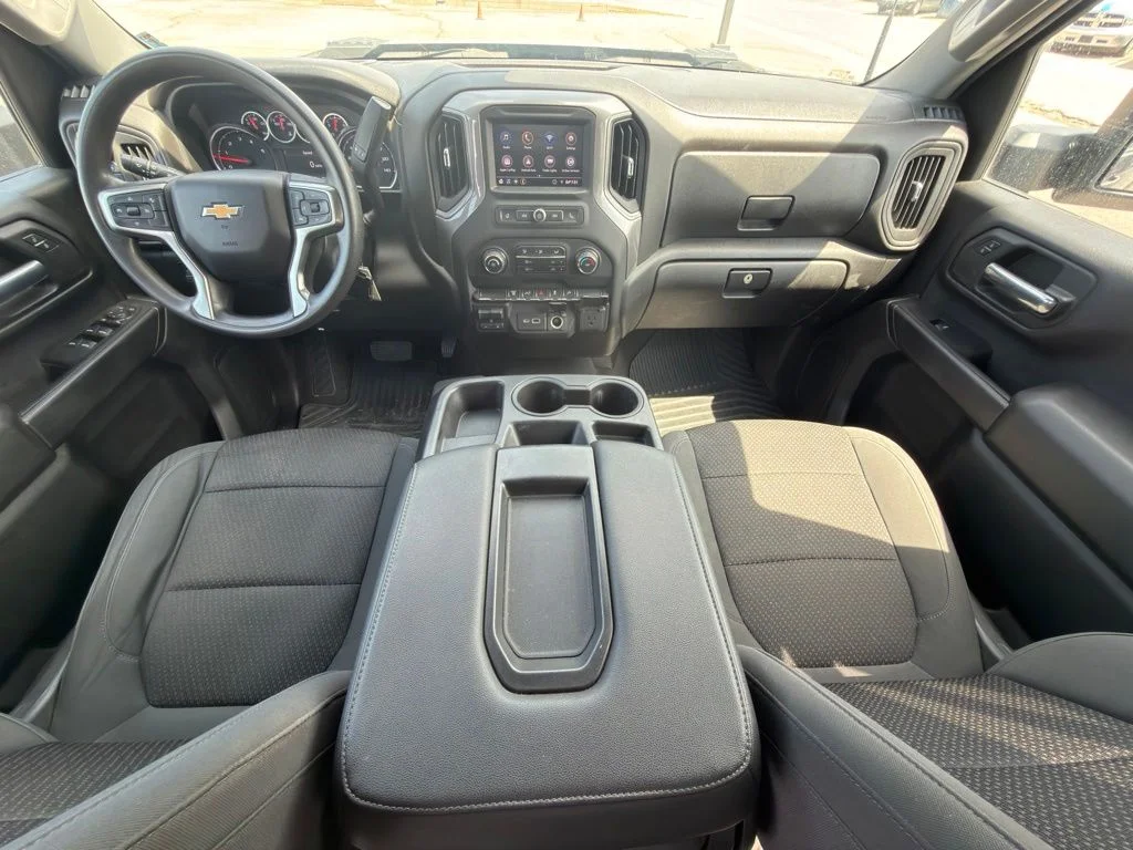 Photo 8