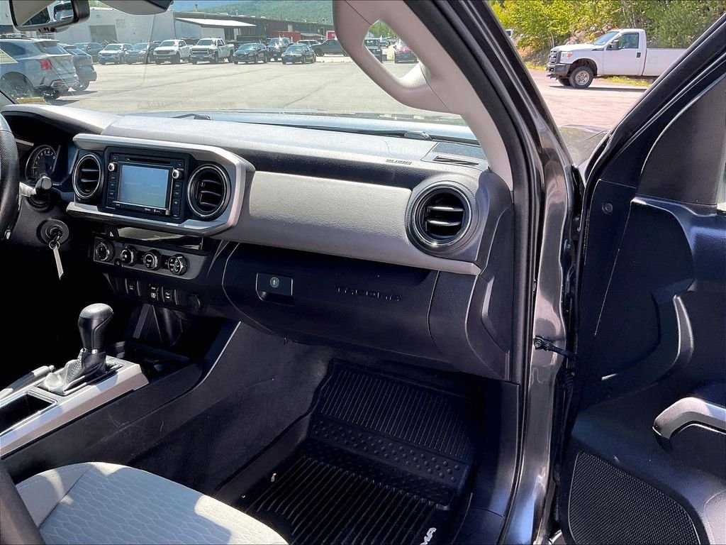 Used 2018 Magnetic Gray Metallic Toyota SR5 Double Cab 4x4 image 13