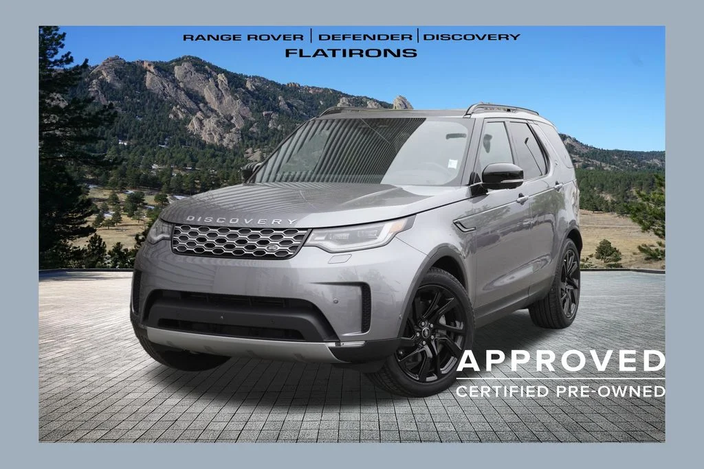 2025 Land Rover Discovery P300 S's photo